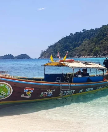 plage bateau long tail