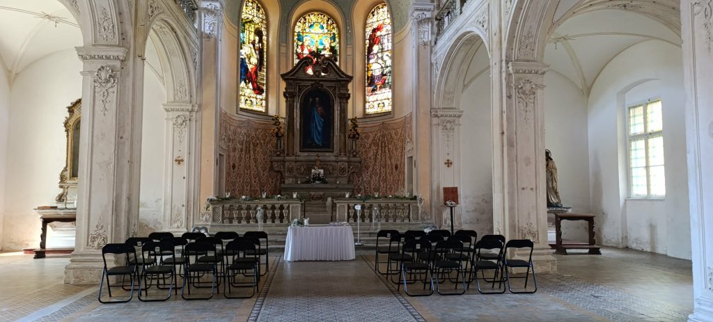 la chapelle du clip broken