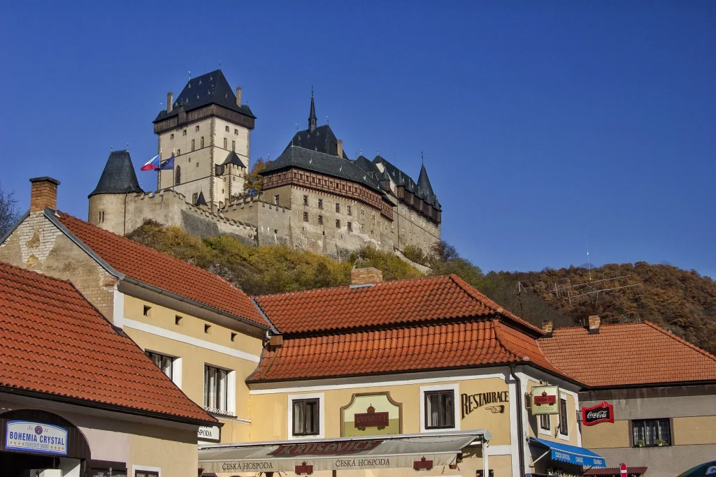 Le château de Karlstein, vous pouvez le visiter grâce à PID !